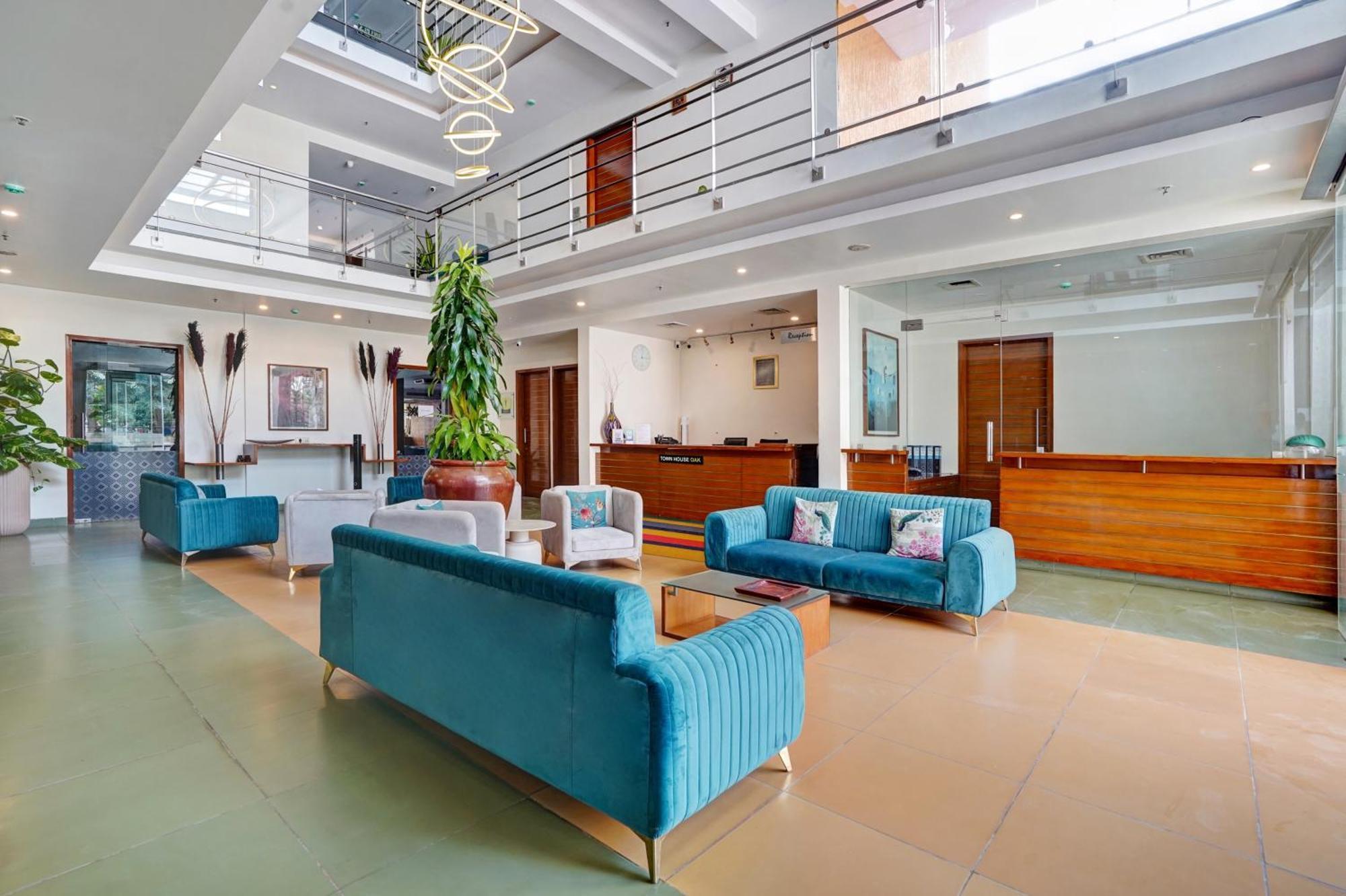 Astra Hotels & Suites - Marathalli Бангалор Экстерьер фото